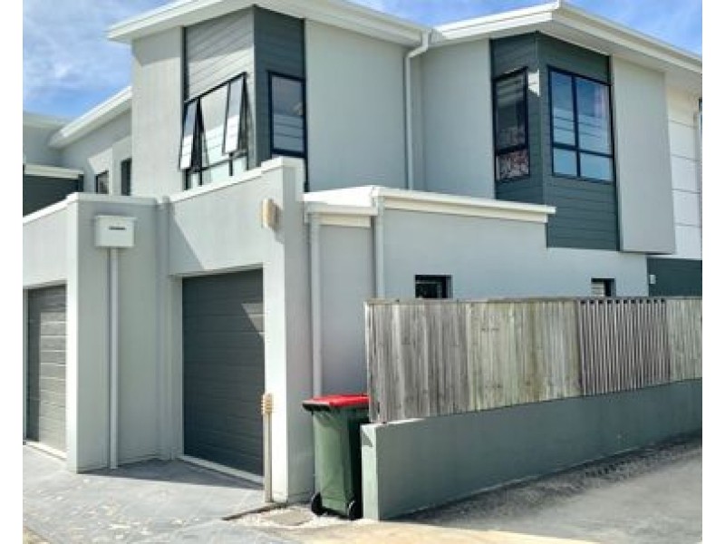 12/18 Bernecker St, Carina QLD 4152