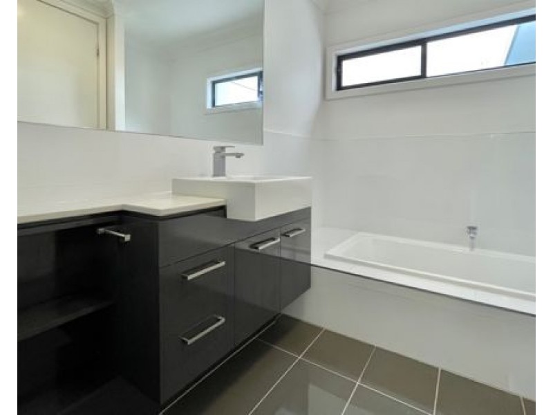 12/18 Bernecker St, Carina QLD 4152