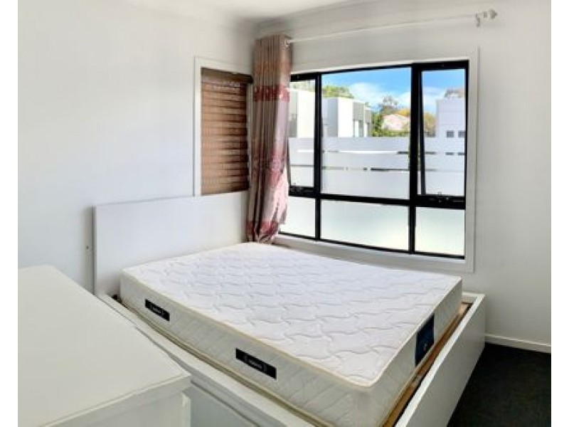 12/18 Bernecker St, Carina QLD 4152