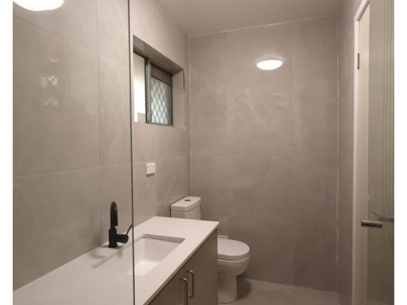 17 Saville Street, Eight Mile Plains QLD 4113