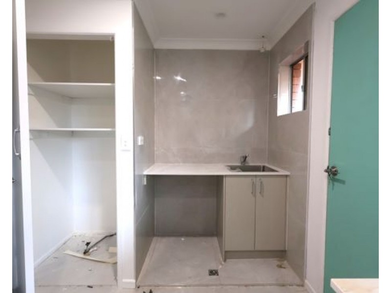 17 Saville Street, Eight Mile Plains QLD 4113