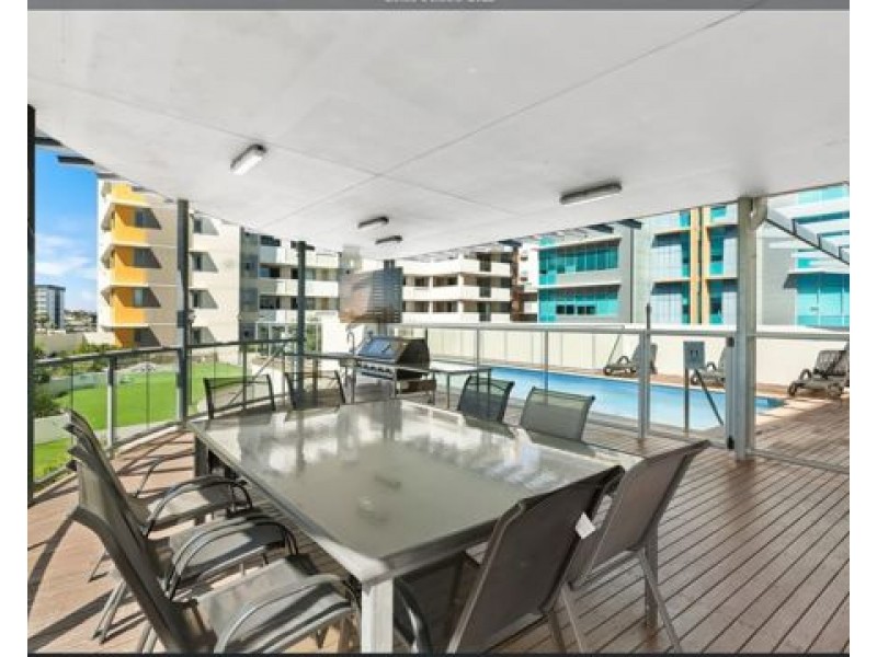307 392 Hamilton Rd, Chermside QLD 4032