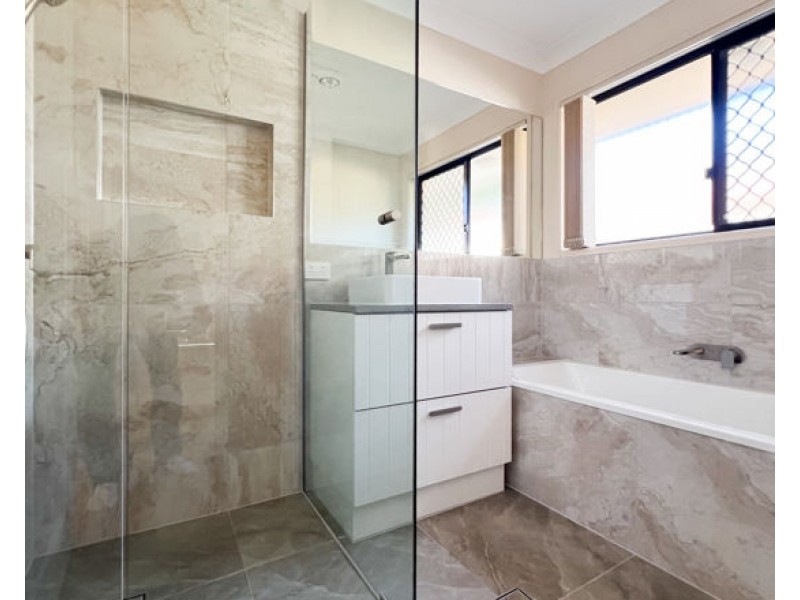 29 MCKERROW CRESCENT, Goodna QLD 4300