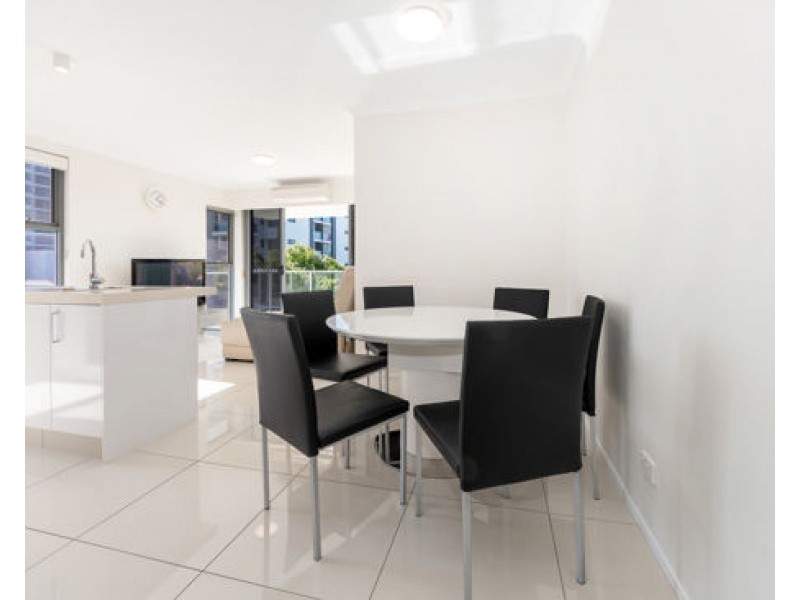 205/8 Norman Street, Southport QLD 4215