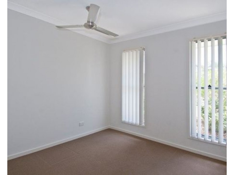 4 Nova Street, Waterford QLD 4133