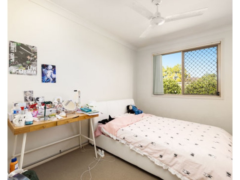 2 8 Manor Street, Eight Mile Plains QLD 4113