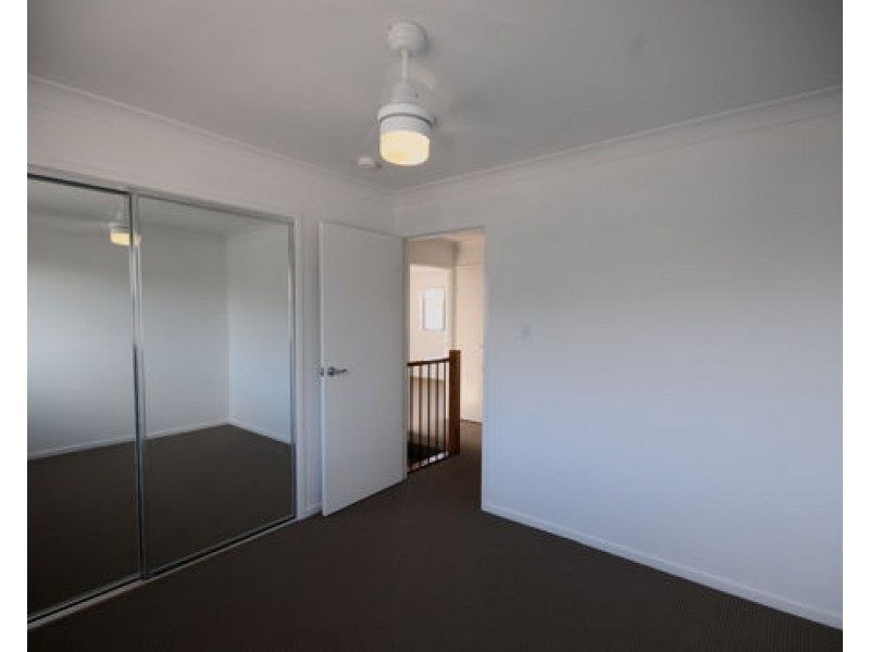 30 31 James Edward Street, Richlands QLD 4077