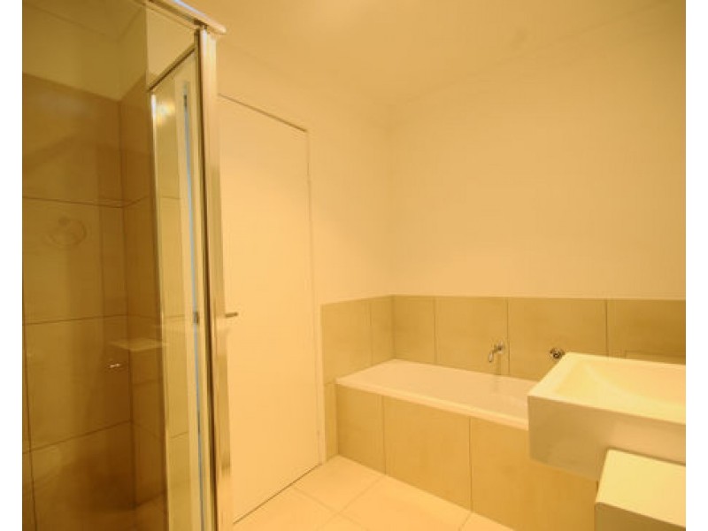 30 31 James Edward Street, Richlands QLD 4077