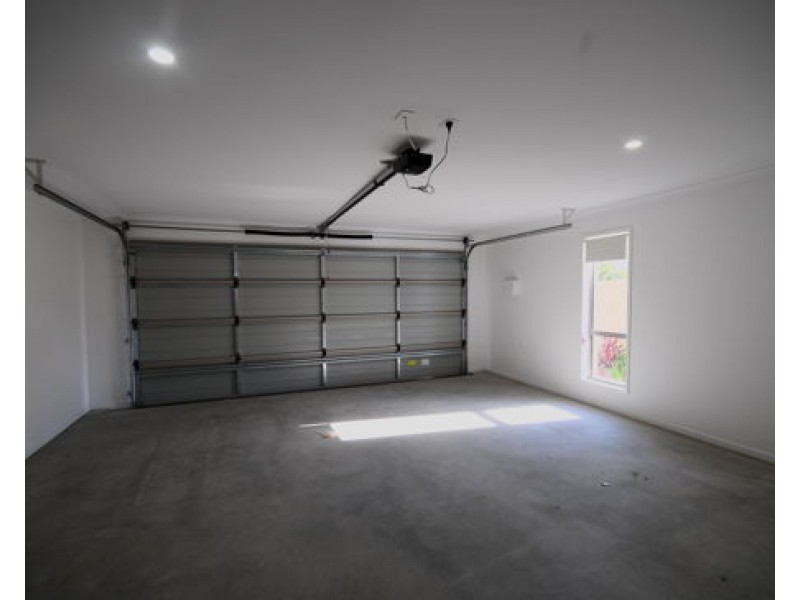 30 31 James Edward Street, Richlands QLD 4077