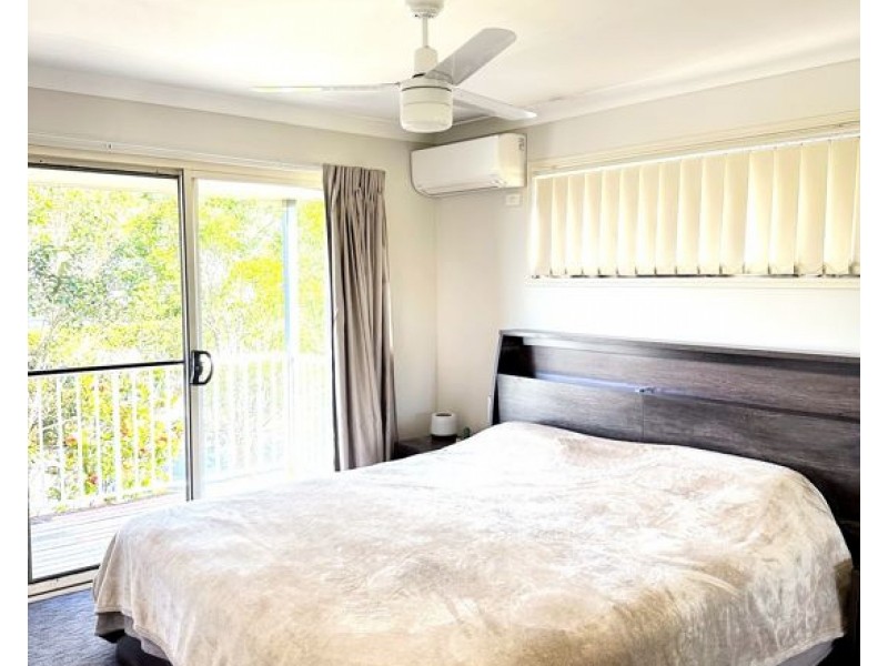 22 /31 Archipelago Street, Pacific Pines QLD 4211
