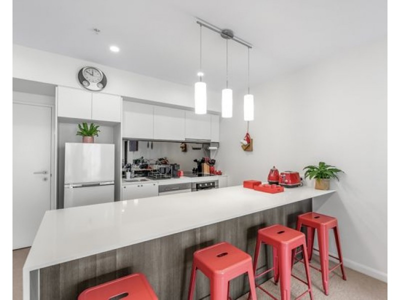 20607/300 Old Cleveland Road, Coorparoo QLD 4151