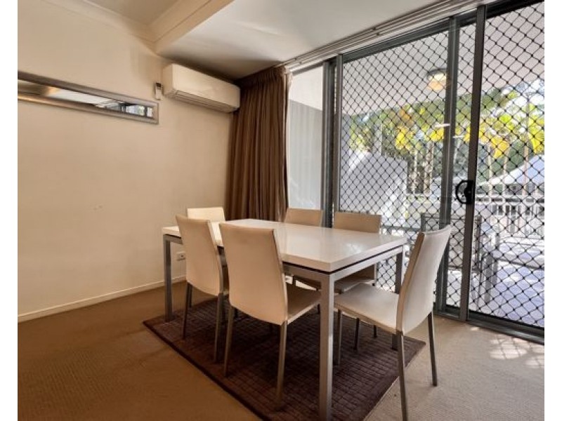 Unit 16/13-23 Bright Avenue, Labrador QLD 4215