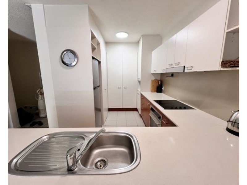 Unit 16/13-23 Bright Avenue, Labrador QLD 4215
