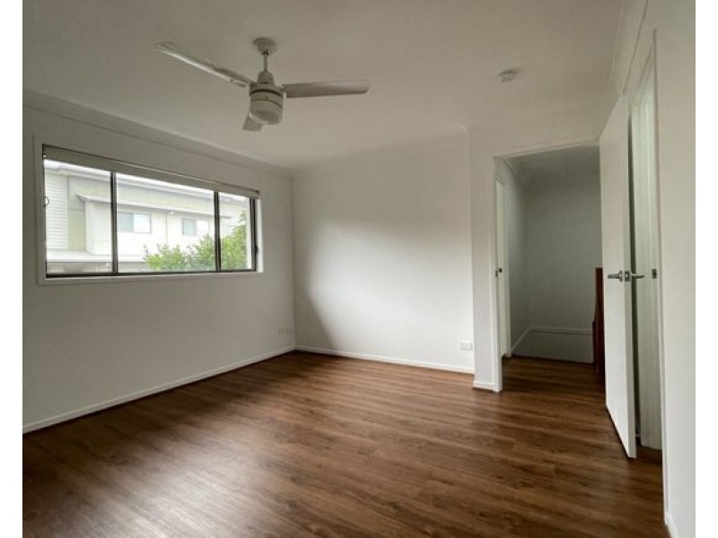 35 20 Kianawah Road South, Manly West QLD 4179