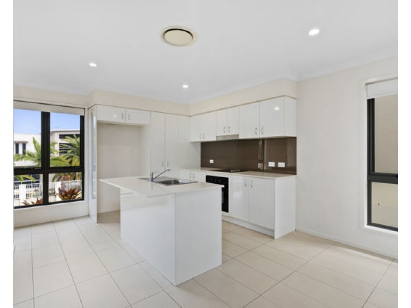 4/61 East Quay Drive, Biggera Waters QLD 4216