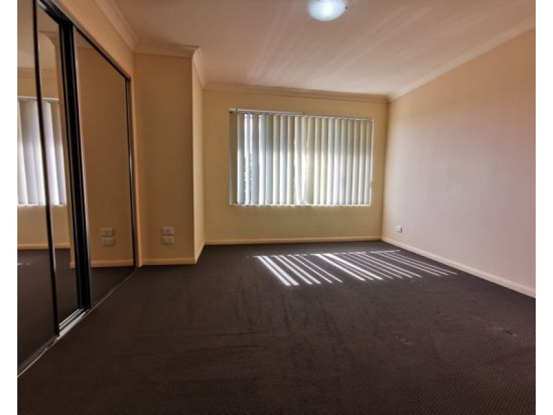 23 PEPPERTREE CCT, Robina QLD 4226