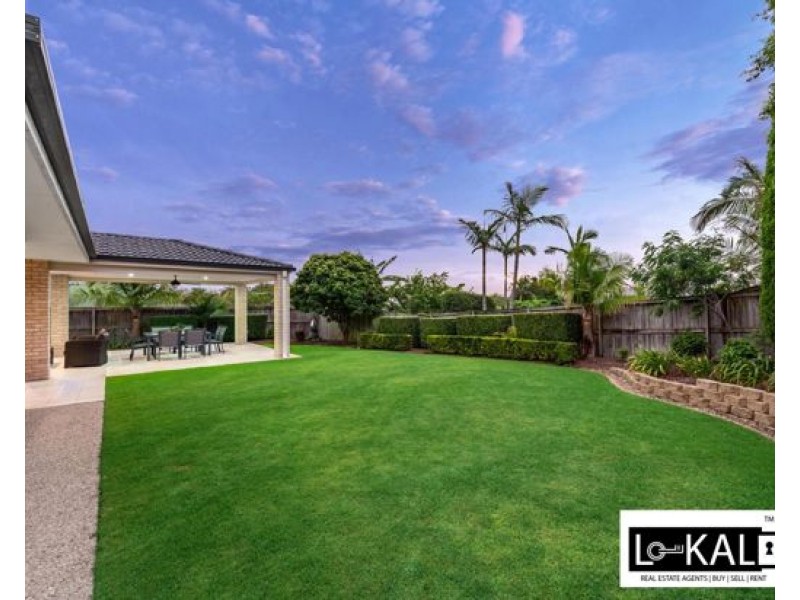 56 Kirra Place, Carindale QLD 4152