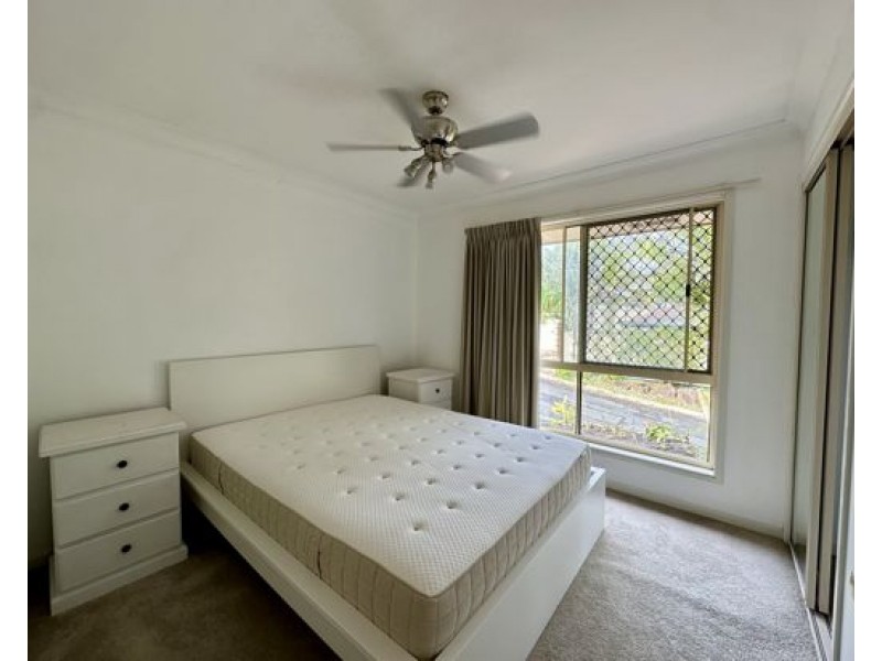 4/1-3 Freda Street, Ashmore QLD 4214