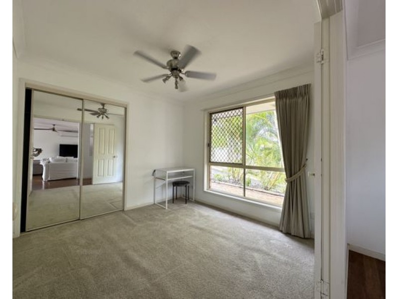 4/1-3 Freda Street, Ashmore QLD 4214