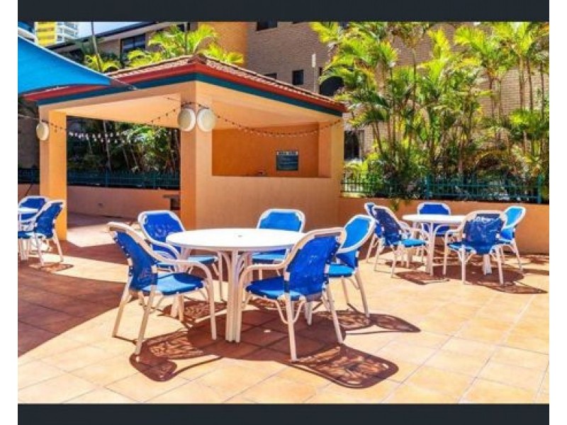 U7 11-17 Philip Avenue, Broadbeach QLD 4218