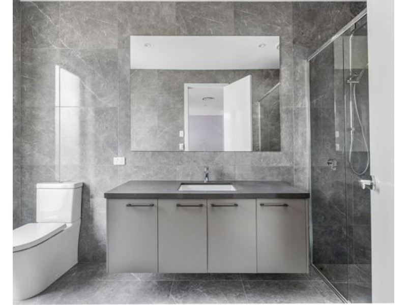 8821 The Point Circuit, Hope Island QLD 4212