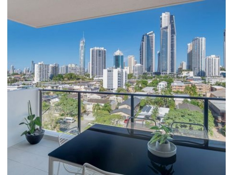 506/266 Stanhill Drive, Chevron Island QLD 4217