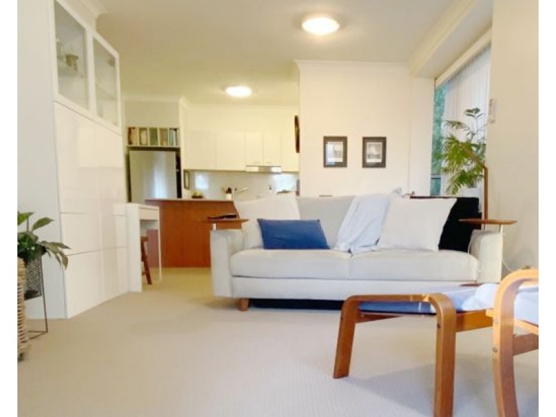 31/13-23 Bright Avenue, Labrador QLD 4215