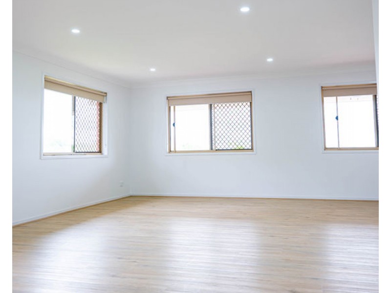 9 HEATH COURT, Shailer Park QLD 4128