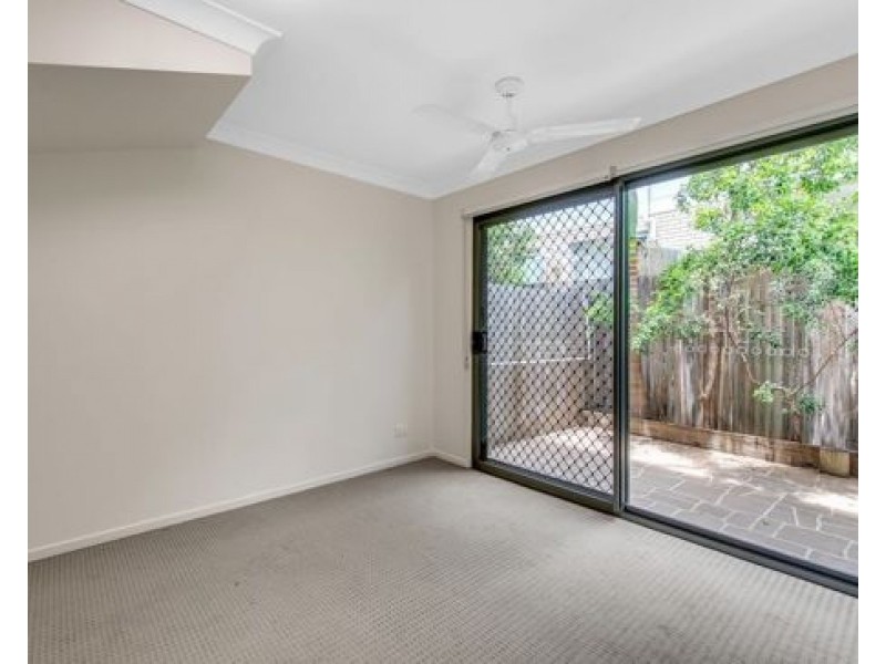 34 28 Sedgemoor Street, Carseldine QLD 4034