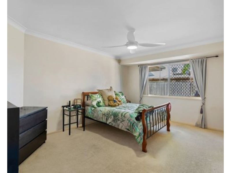 26 Solandra Crescent, Calamvale QLD 4116