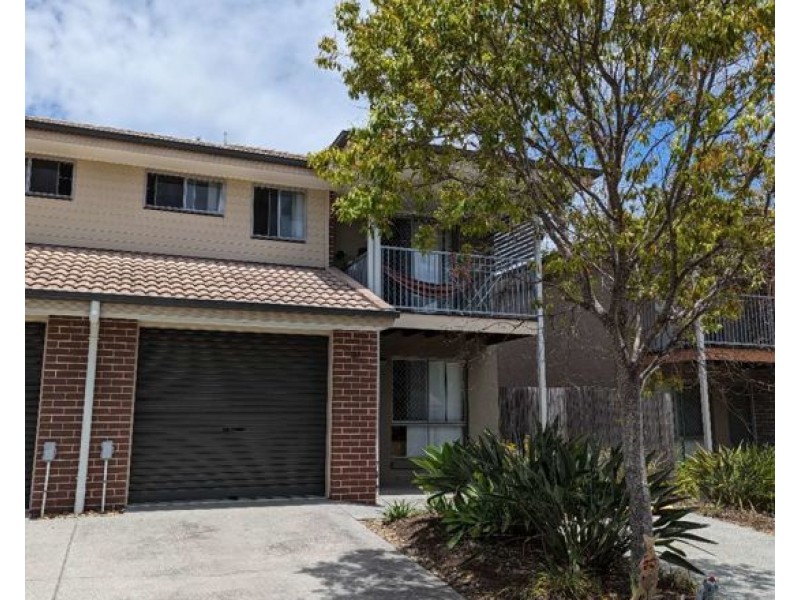 23/131 McAuley Parade, Pacific Pines QLD 4211