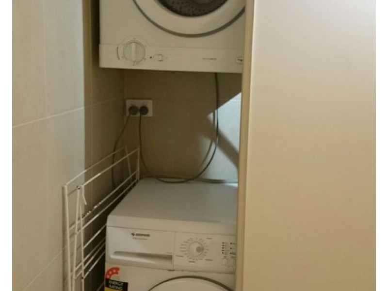 012 2890 Gold Coast Highway, Surfers Paradise QLD 4217