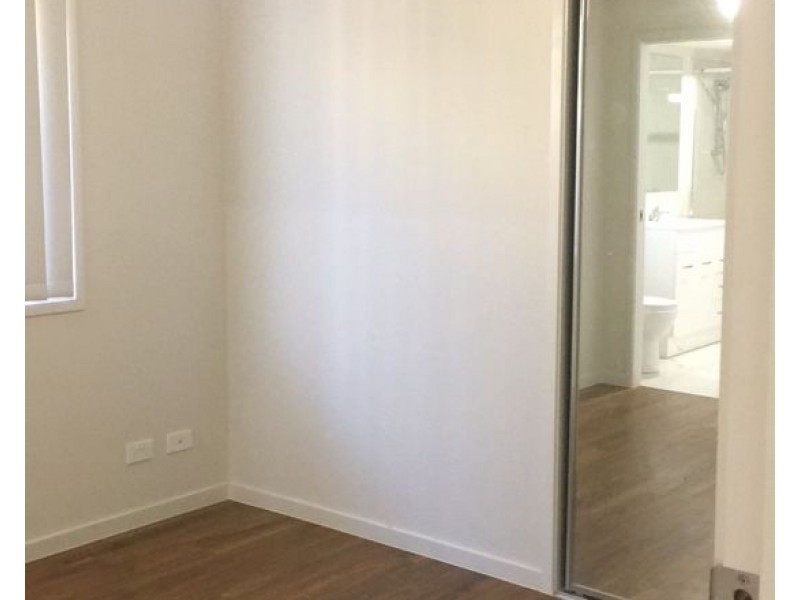 1/16 Dorchester Close, Pimpama QLD 4209