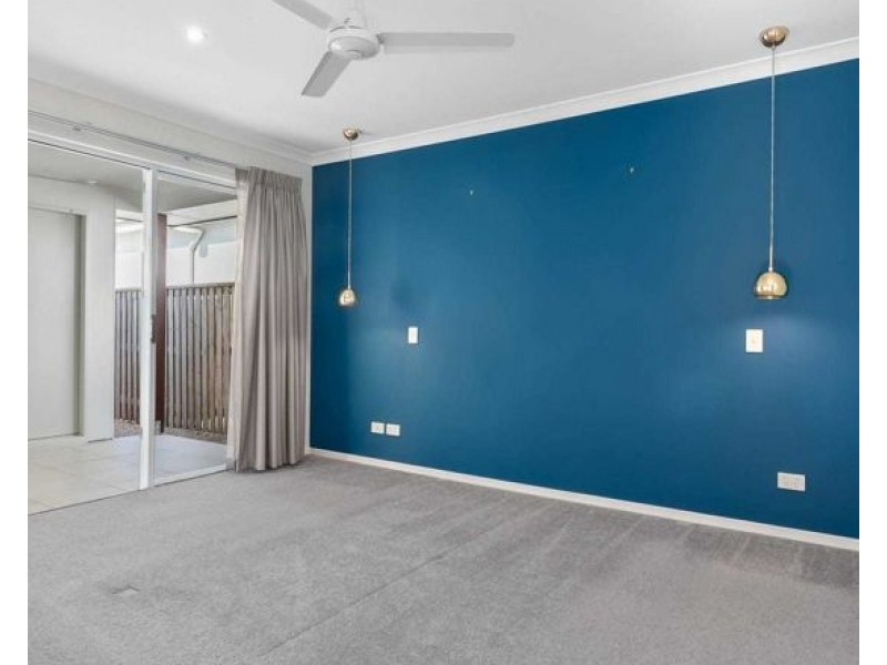 3 Watarrka Ave, Fitzgibbon QLD 4018