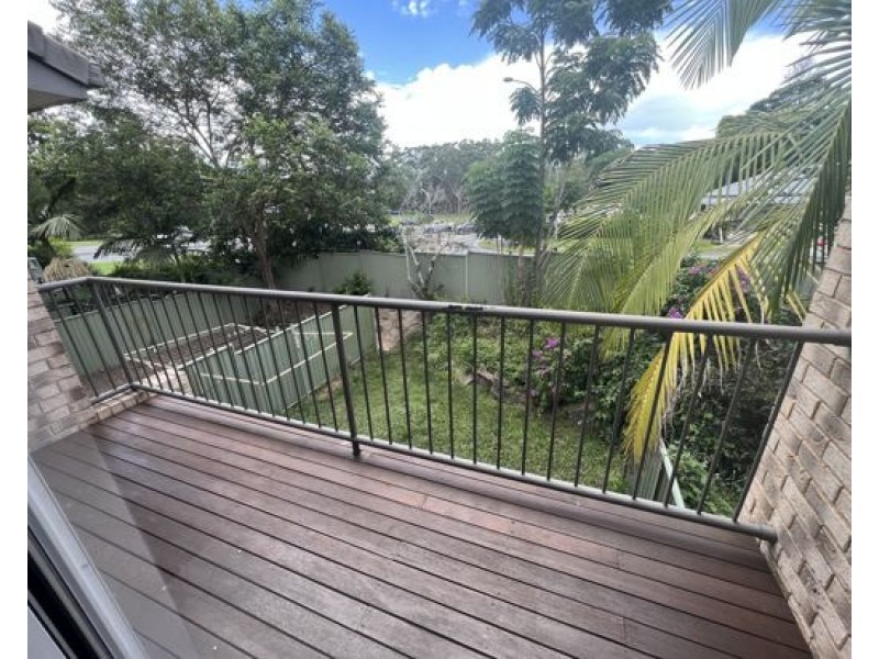 18/42 Murev way, Carrara QLD 4211