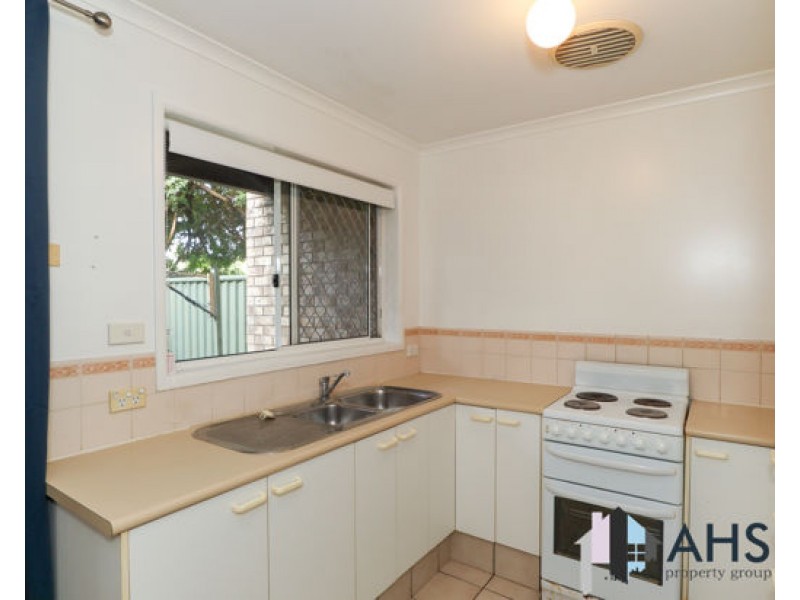 18/42 Murev way, Carrara QLD 4211