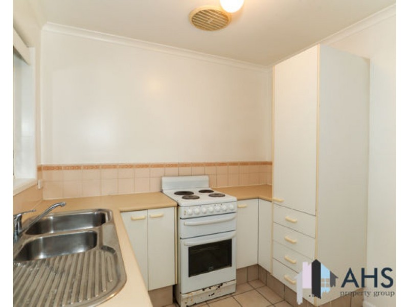 18/42 Murev way, Carrara QLD 4211