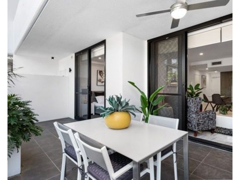 1013/172 Venner Road, Yeronga QLD 4104