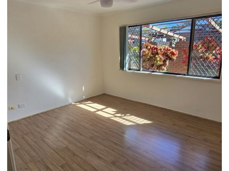 5 Frobisher Street, Springwood QLD 4127