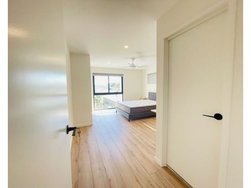 262 Troughton Rd., Coopers Plains QLD 4108