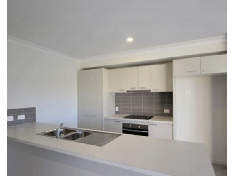 9 Coughlin Street, Silkstone QLD 4304