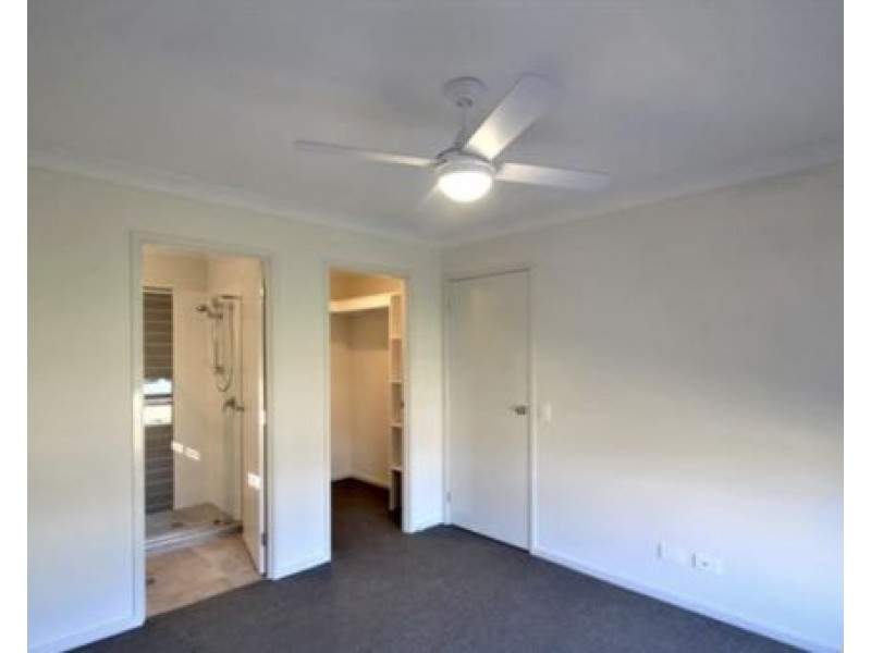 9 Coughlin Street, Silkstone QLD 4304