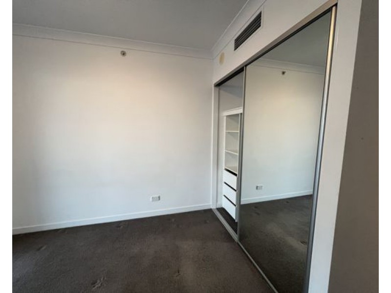 22803/5 Lawson Street, Southport QLD 4215