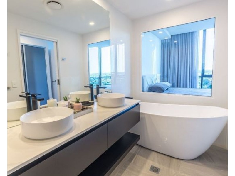 51306/5 Harbourside Court, Biggera Waters QLD 4216