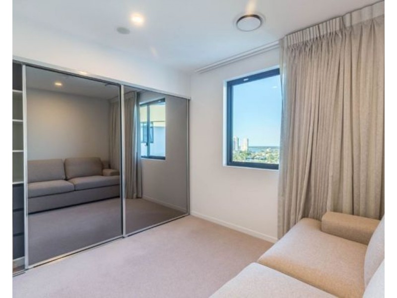 51306/5 Harbourside Court, Biggera Waters QLD 4216
