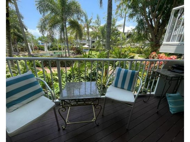 129-135 Oleander Street, Holloways Beach QLD 4878