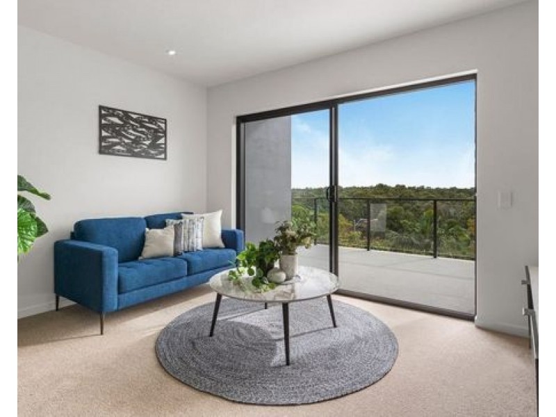 241/6 Beverley Ave, Rochedale South QLD 4123