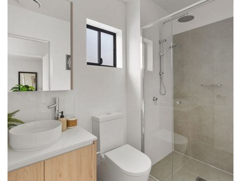 241/6 Beverley Ave, Rochedale South QLD 4123