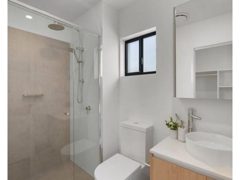 241/6 Beverley Ave, Rochedale South QLD 4123