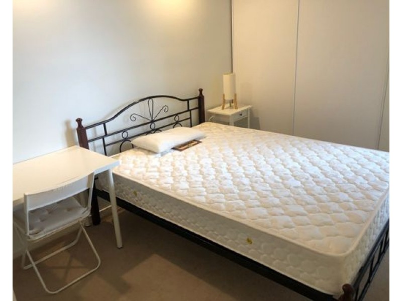 402 133 Scarborough Street Southport, Southport QLD 4215